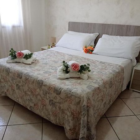 Depandance Con Piscina In Uso In Esclusivo In B&B SantʼAntonio Abate Extérieur photo